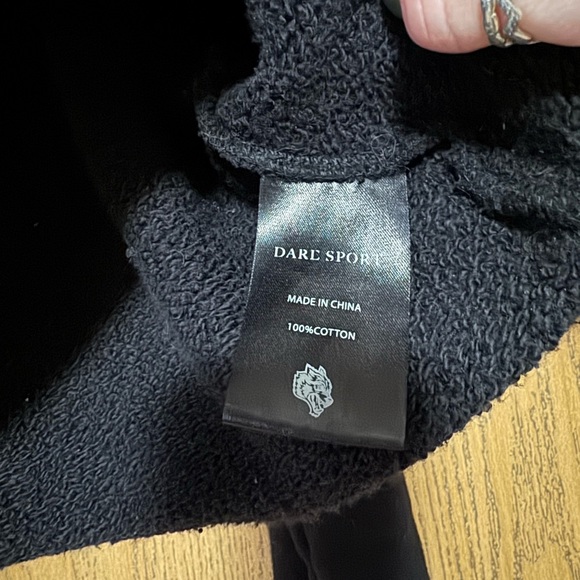 Darc Sport SHE CROP Hoodie Wolves Size medium - Picture 3 of 6